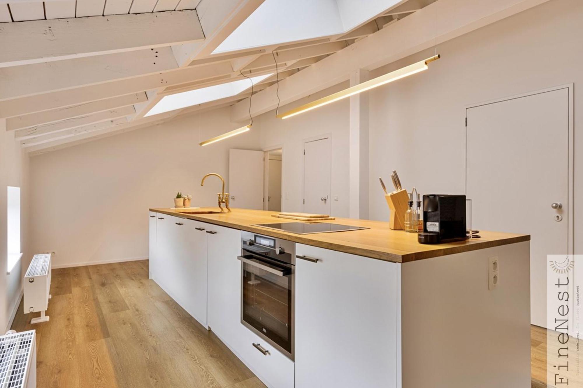 Loft 3 Chambres "Bueren" - Parking - Au Centre De Liege By Finenest Bagian luar foto